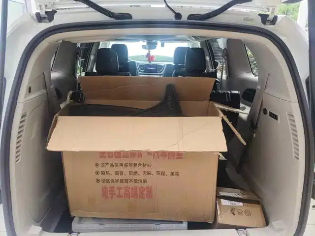 Chrysler Grand Voyager (Import) 2017 3.6L Premium Edition — фото 5