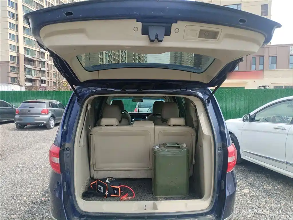 Buick GL8 2015 2.4L Luxury Business Exclusive Edition фото 19