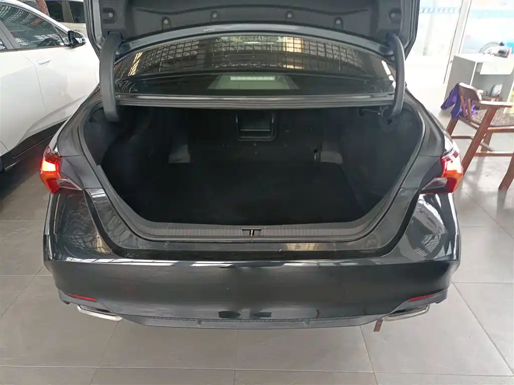 Toyota Avalon 2019 2.0L Progressive Edition (China VI) фото 15
