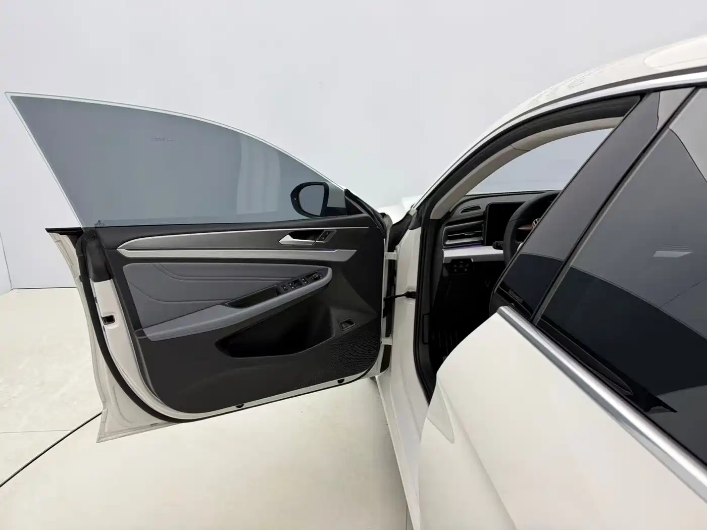 Volkswagen Lamando 2023 Lamando L 280TSI DSG Cool Edition фото 18