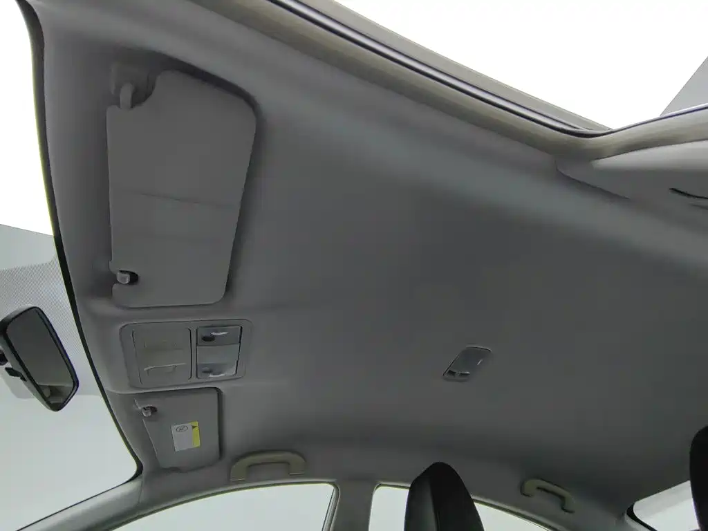 Dongfeng Aeolus Dongfeng Fengshen E70 2026 2023 Facelift PRO Smart Drive Edition