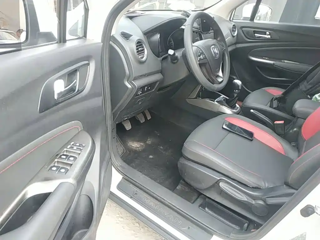Changan CS15 2016 2016 1.5L Manual Luxury