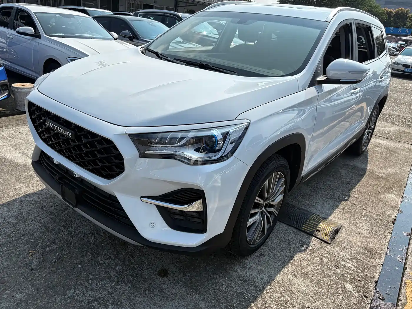 Jetour X95 2023 2023 1.6T DCT Supreme Edition 7-Seater