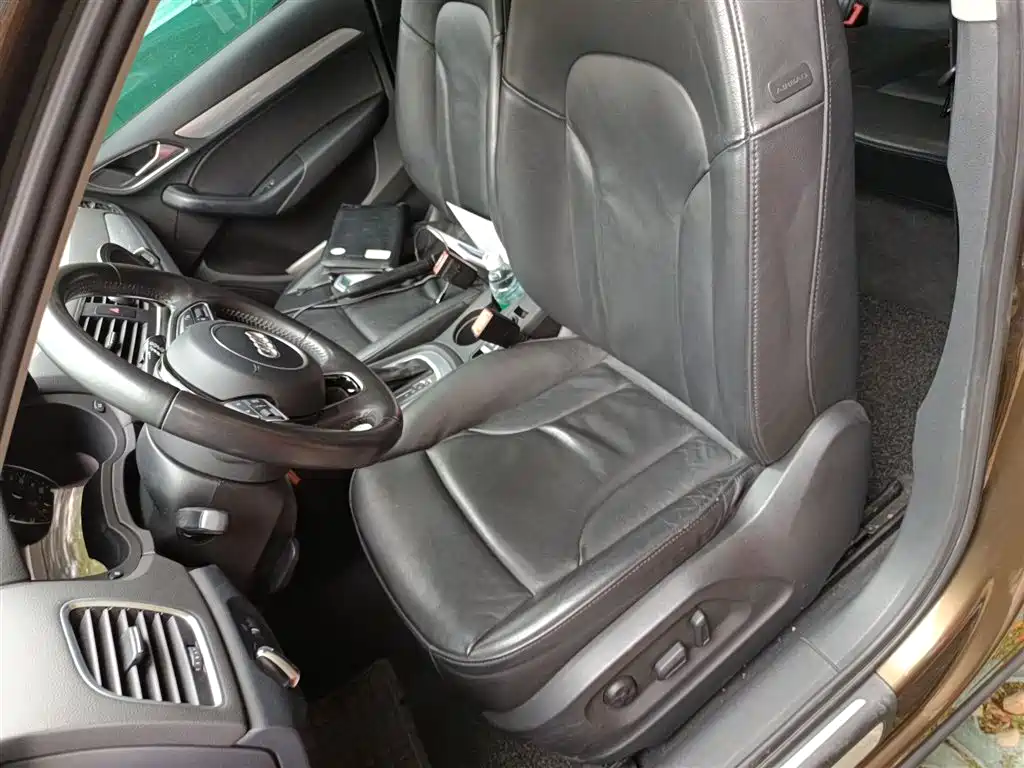 Audi Q3 2015 35 TFSI Comfort фото 8