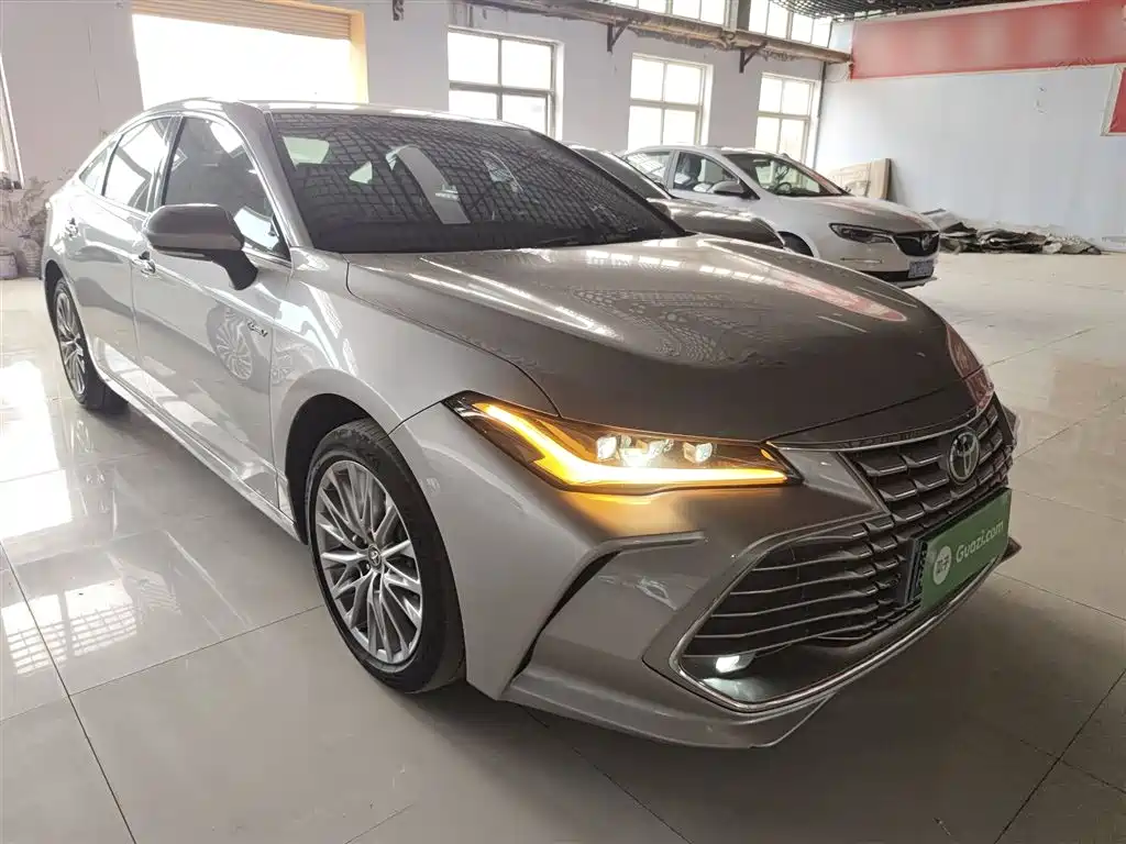 Toyota Avalon 2024 Hybrid 2.0L Luxury Edition фото 4