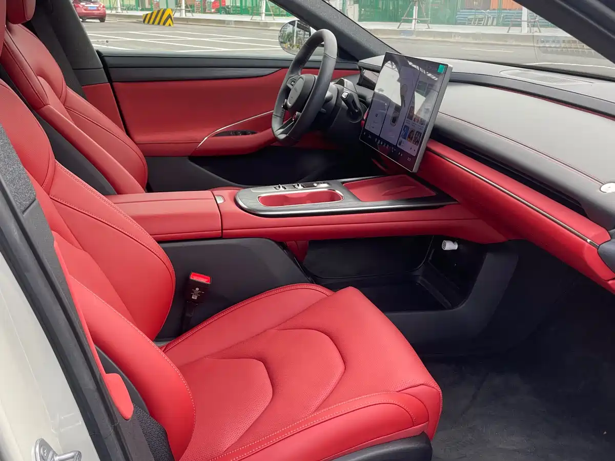 XIAOMI CAR XIAOMI SU7