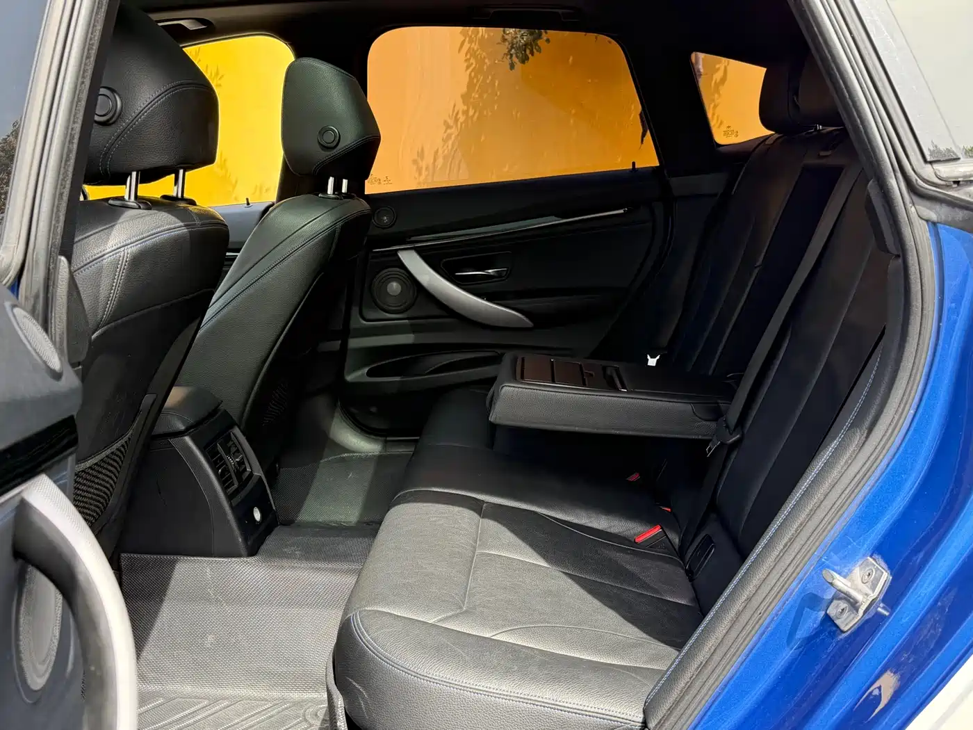 BMW 3 Series GT 2019 320i M Sport Model фото 14