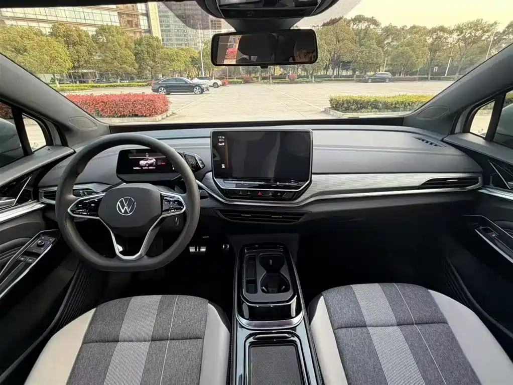 VOLKSWAGEN ID.4 CROZZ