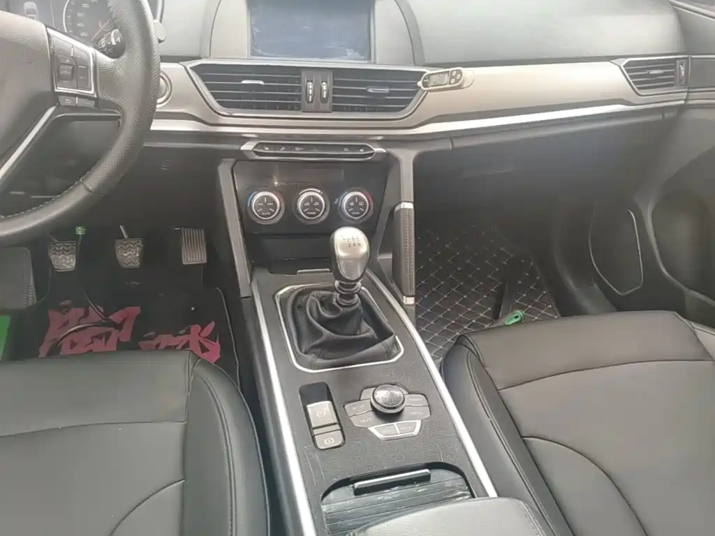 Фото 14 - Haval H6