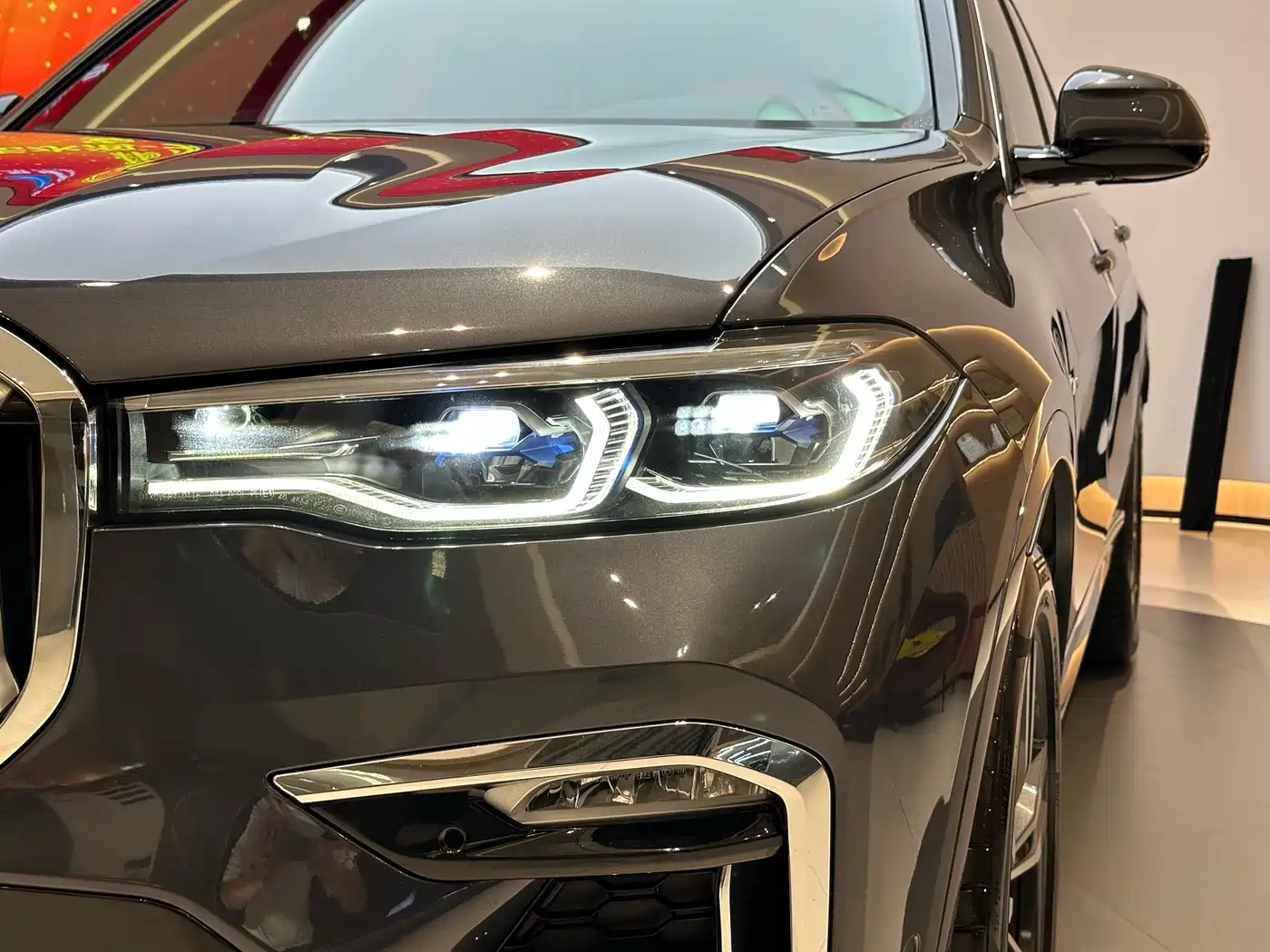 BMW X7 2020 xDrive40i Premium M Sport Package фото 3