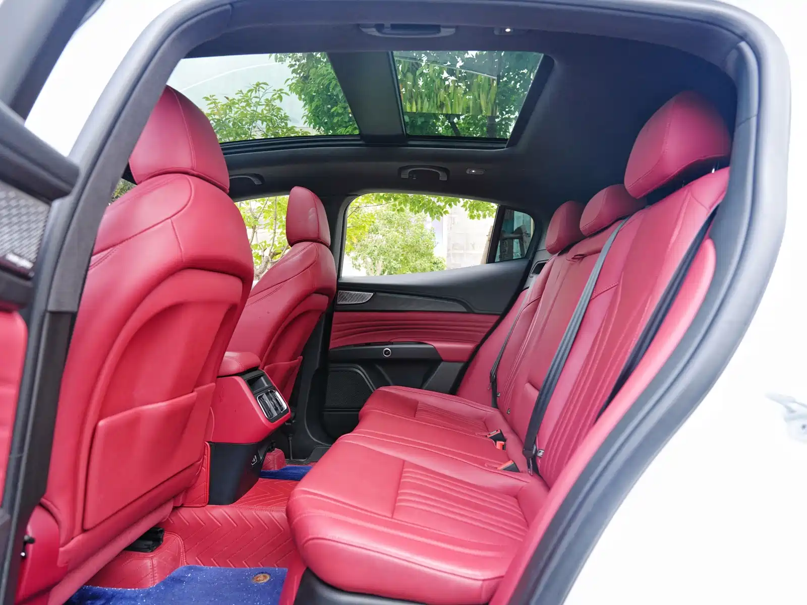 Photo 7 - Maserati Grecale