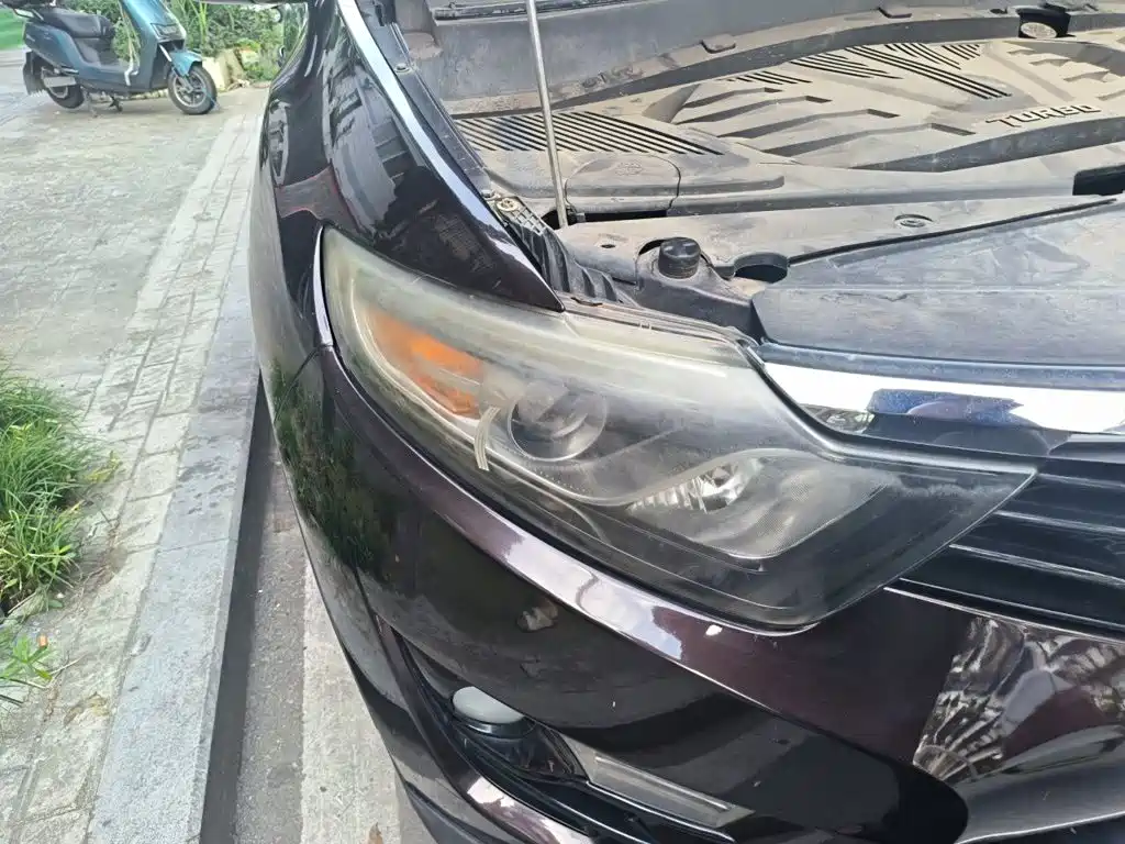 Soueast DX7 2017 2017 1.5T Automatic Glory Edition