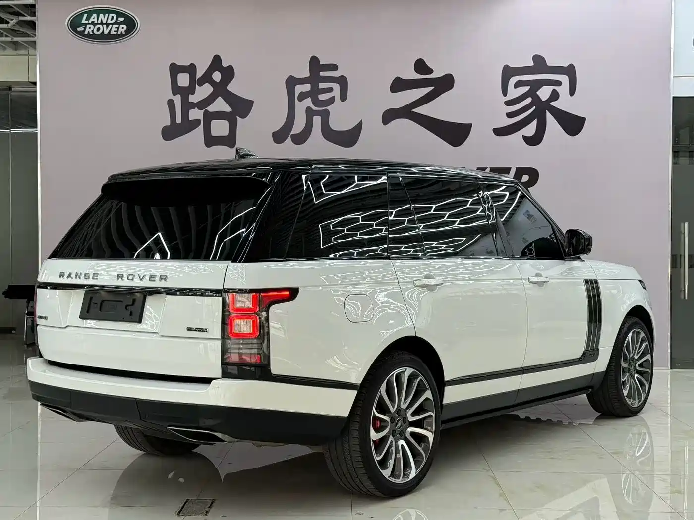 Land Rover Range Rover фото 3