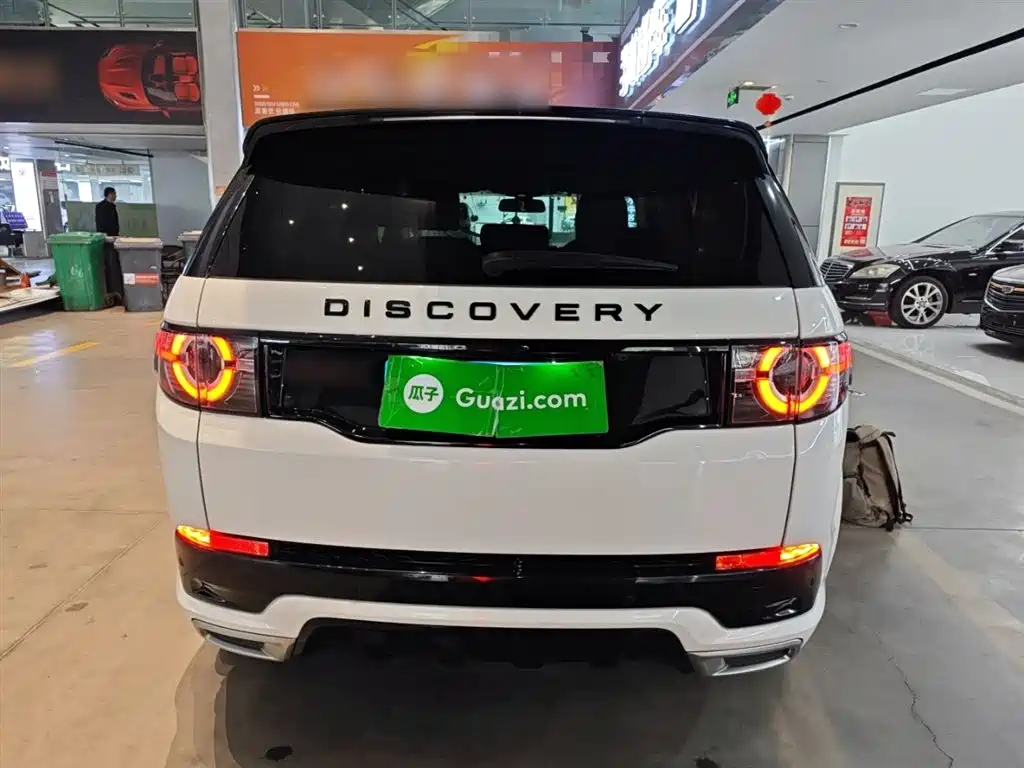 Land Rover Discovery Sport 2019 240PS SE Dynamic Edition China VI фото 6