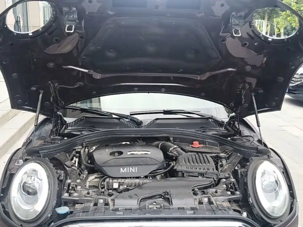 Фото 20 - MINI CLUBMAN