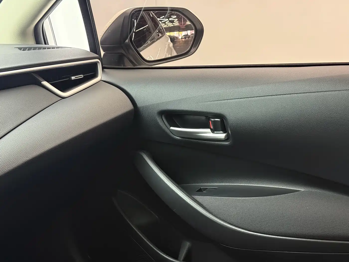 Toyota Corolla 2021 1.2T S-CVT Elite Edition фото 9