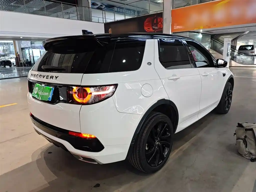 Land Rover Discovery Sport 2019 240PS SE Dynamic Edition China VI фото 7