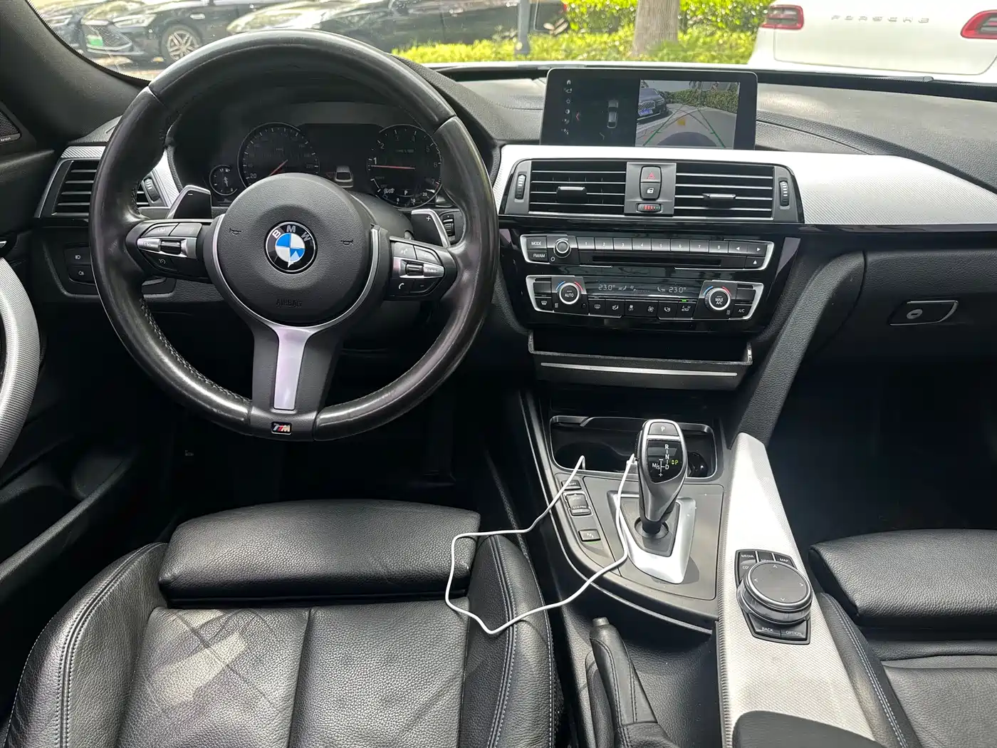 BMW 3 Series GT 2019 320i M Sport Model фото 27