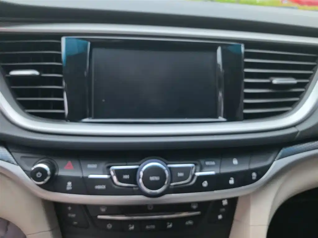 Buick Excelle 2019 15T DCT Connected Elite Type China VI фото 13
