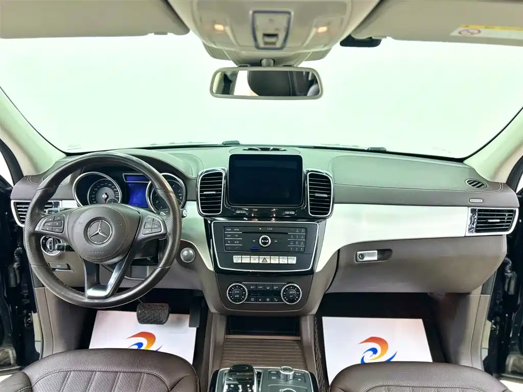 Mercedes-Benz GLS 2016 GLS 400 4MATIC Dynamic фото 5