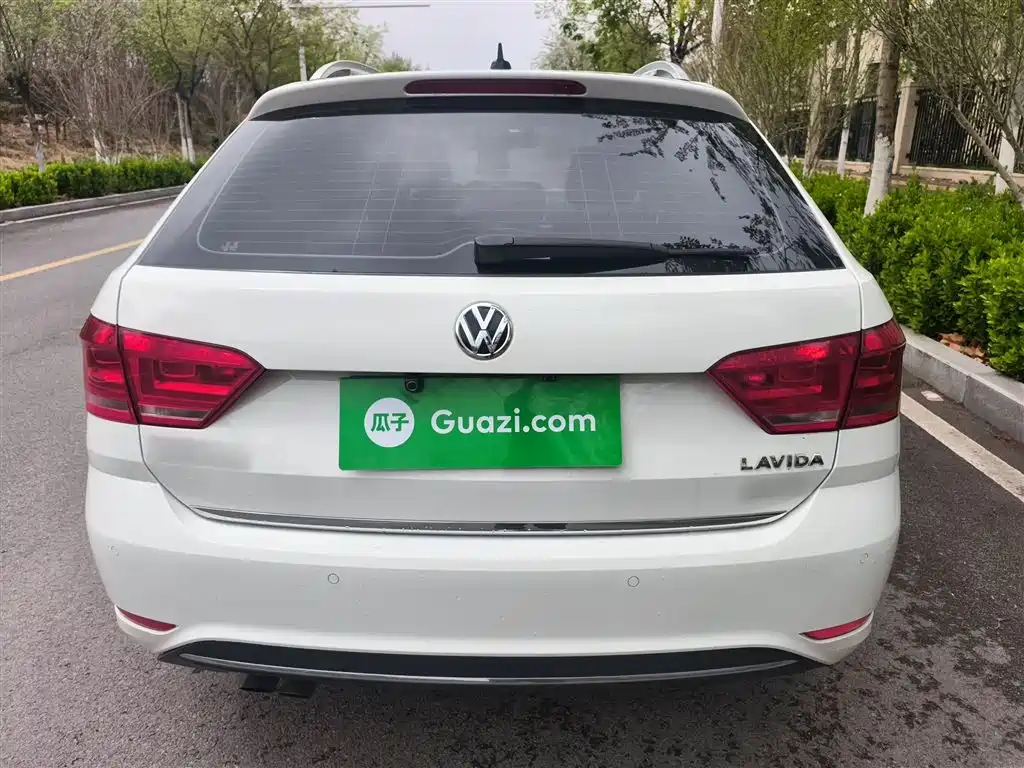 Volkswagen Lavida Tour 2017 230TSI DSG Comfort Edition фото 5