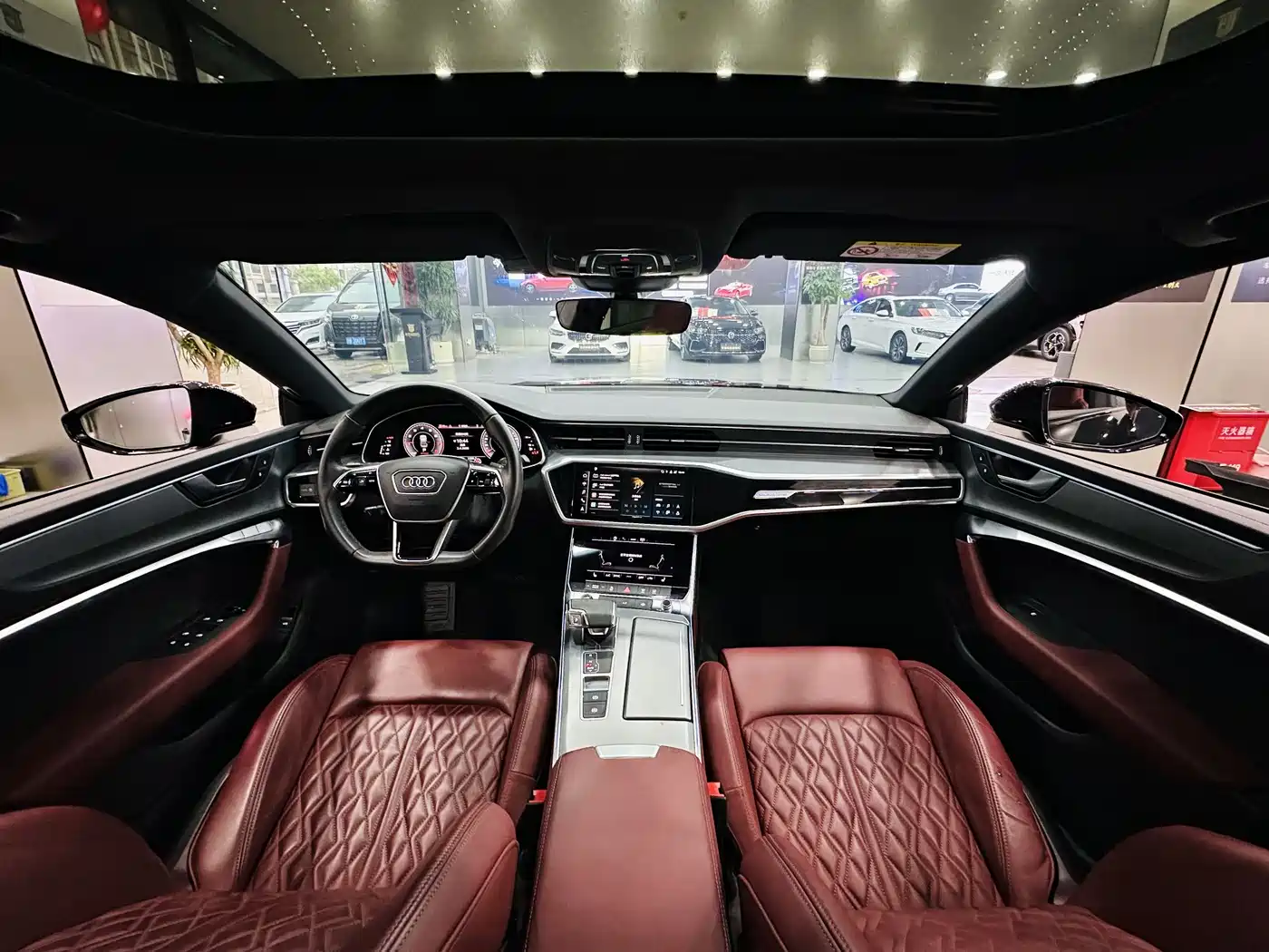 Audi A7L 2024 45 TFSI quattro S-line Black Warrior Edition фото 6