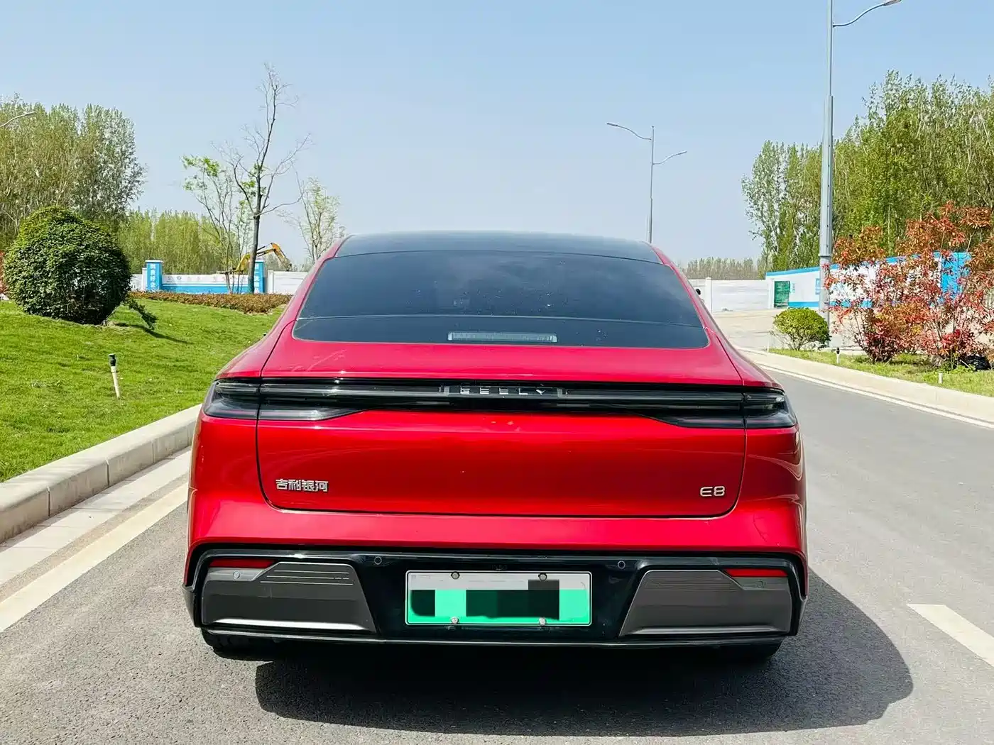 GEELY GALAXY GALAXY E8