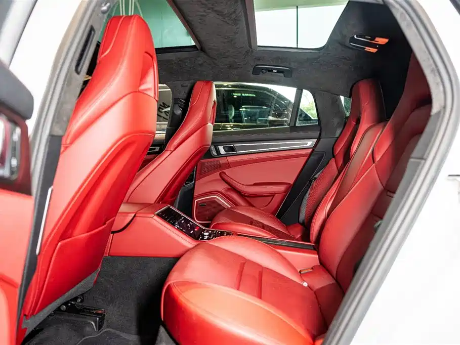 PORSCHE PANAMERA NEW ENERGY