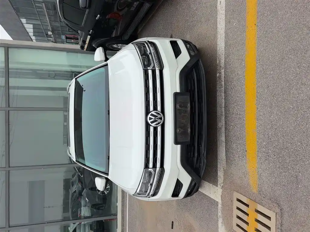 Volkswagen Tharu 2020 Model 280TSI 2WD Luxury Plus China VI фото 3