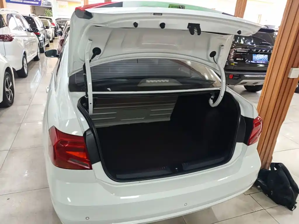 Volkswagen Jetta 2019 2019 Dream Edition 1.5L Auto Fashion