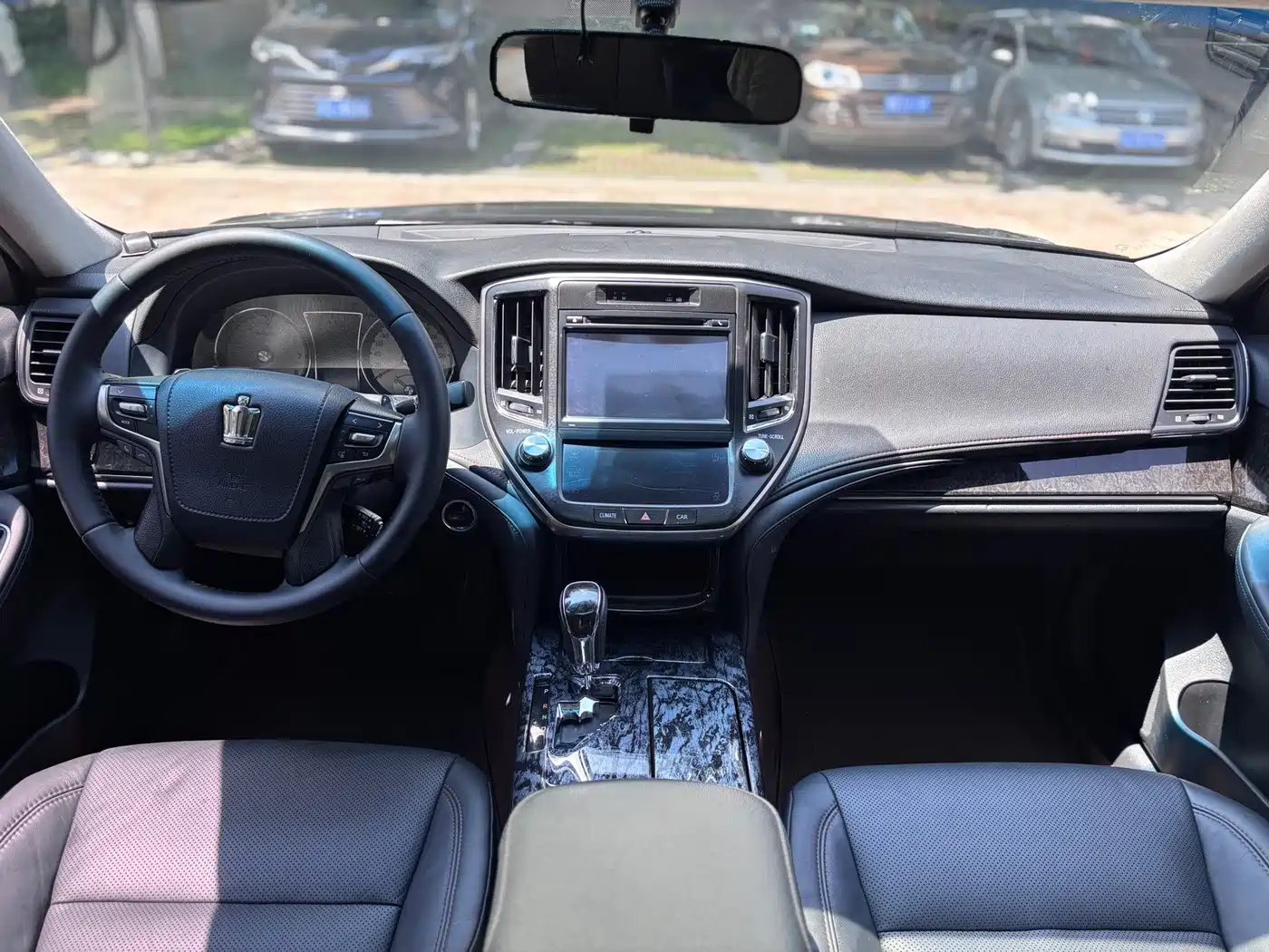 Toyota Crown 2019 2018 2.0T Fashion Edition