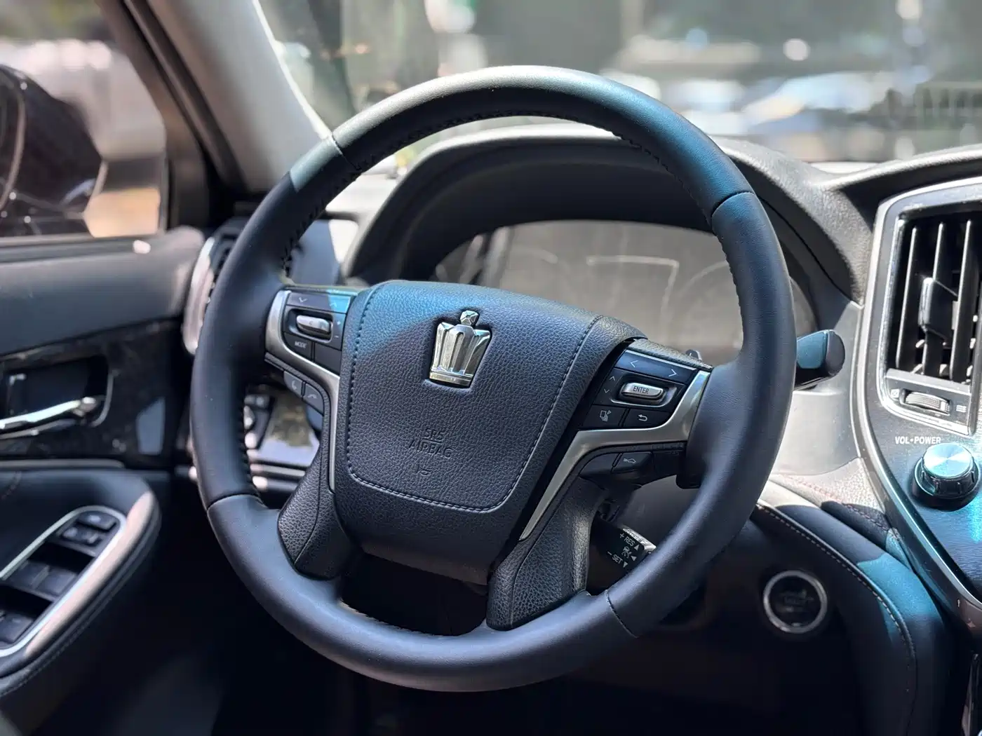 Toyota Crown 2019 2018 2.0T Fashion Edition