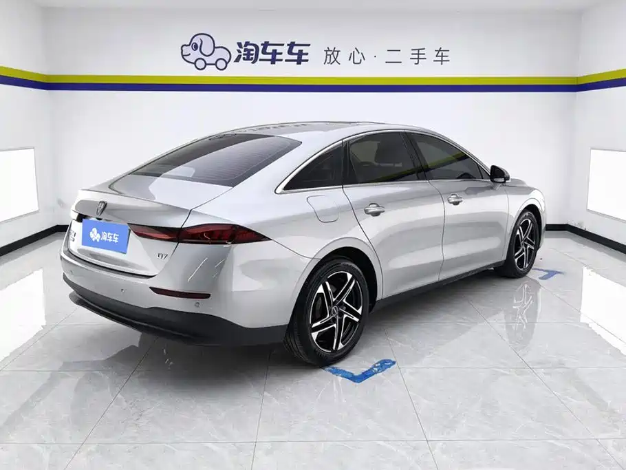 Фото 3 - Roewe D7