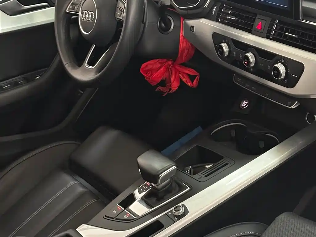 Audi A4L 2024 40 TFSI Fashion Dynamic фото 21