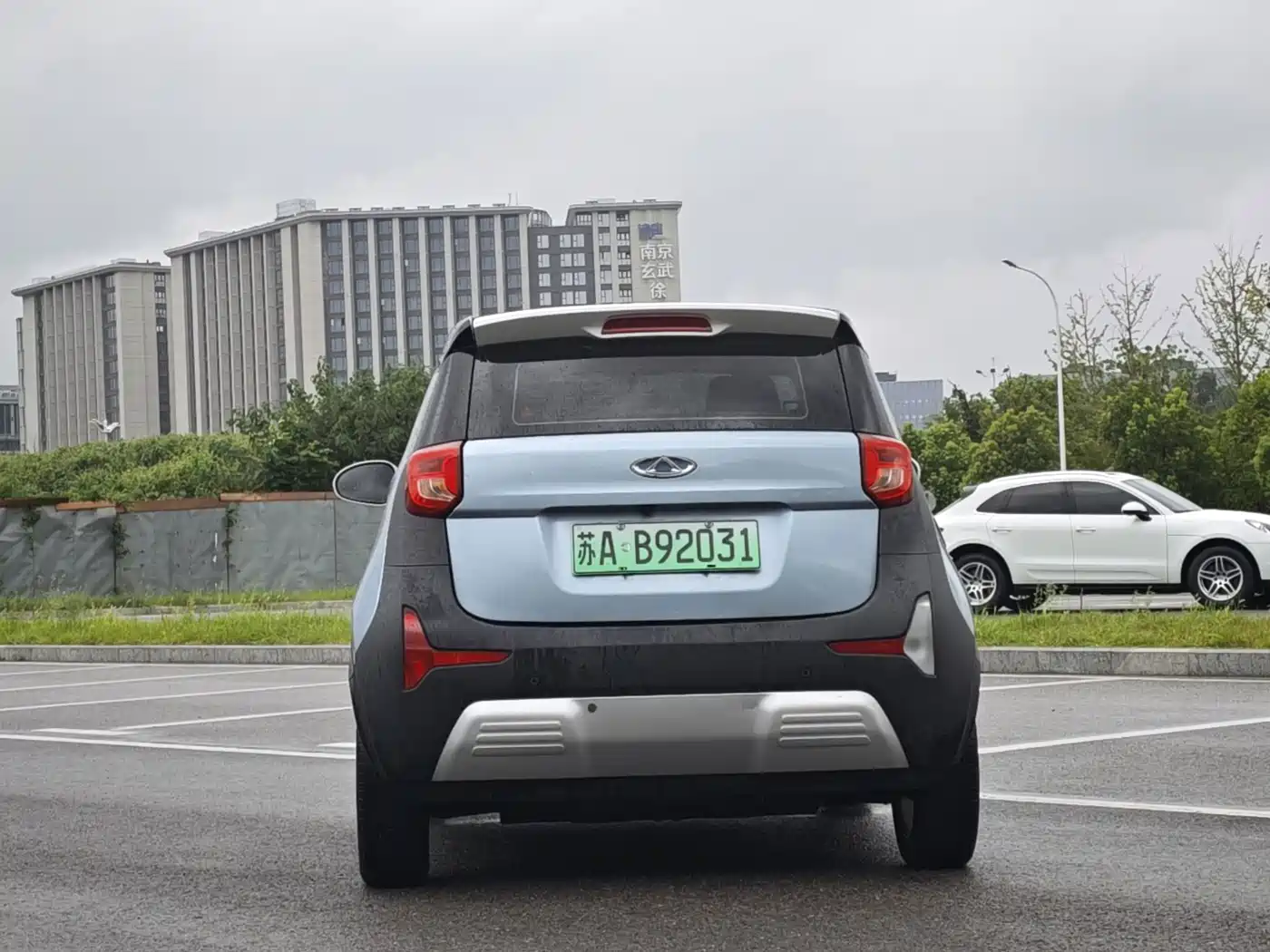 QQ New Energy Little Ant 2018 2018 400 4-Seater Premium Smart Edition