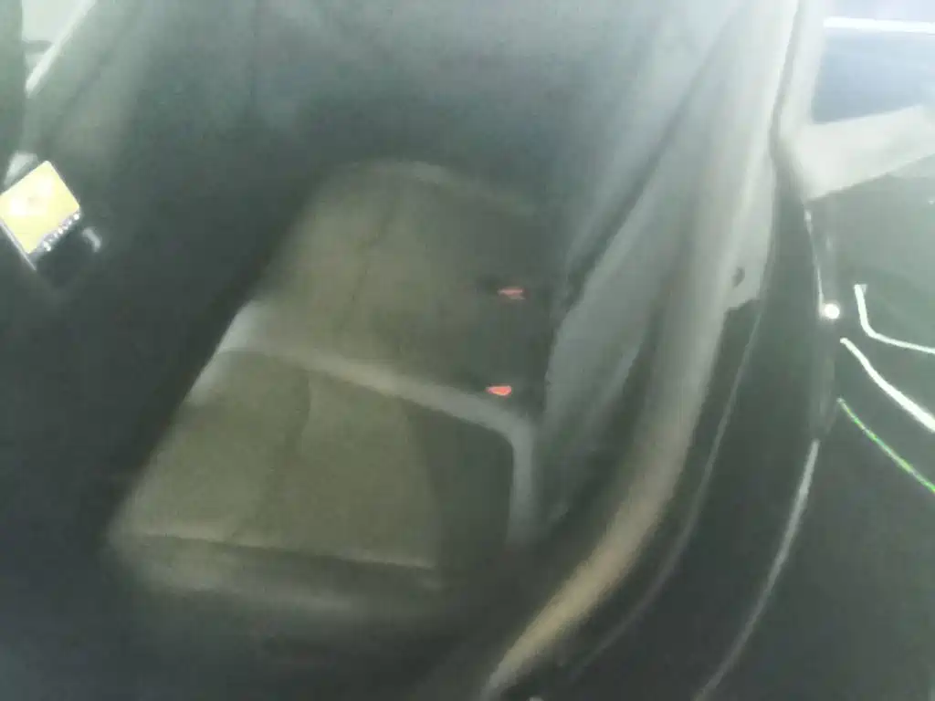 Tesla Model Y 2026 2025 Rear-Wheel Drive