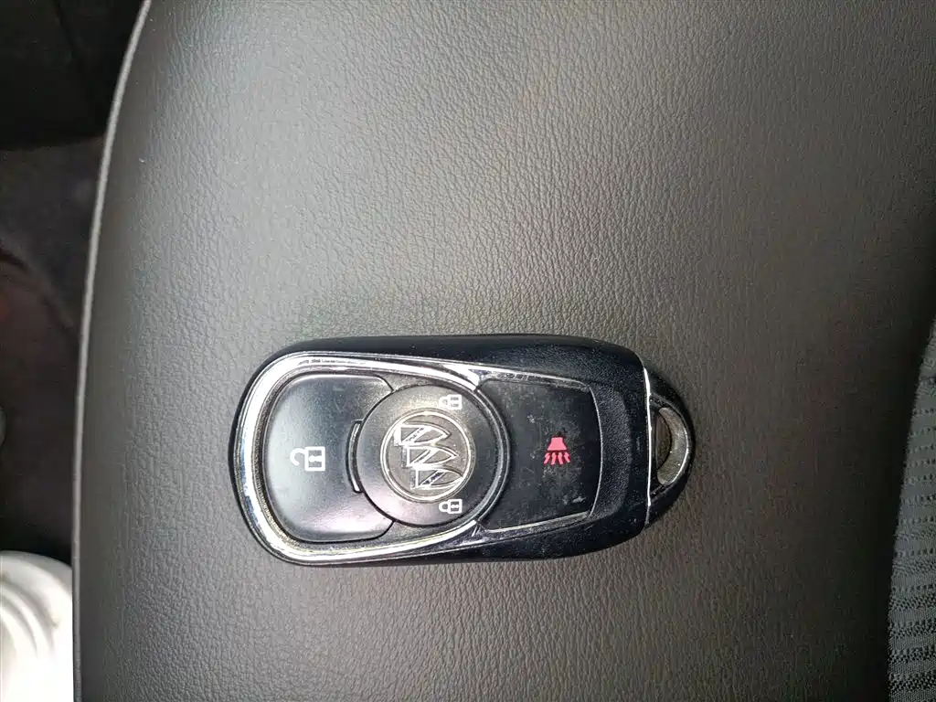 Buick Envision Plus 2017 20T FWD Premium фото 18