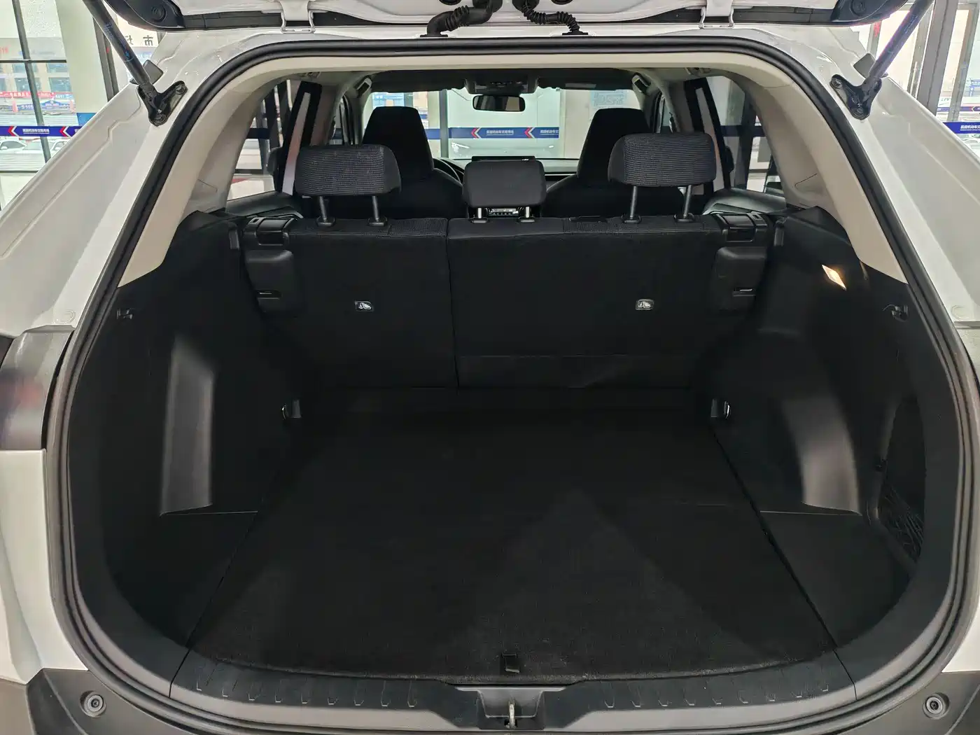Toyota RAV4 Rongfang 2024 2.0L CVT FWD Urban Edition фото 25