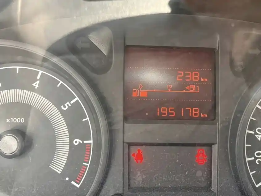 Peugeot 301 2016 2016 1.6L Manual Comfort Edition