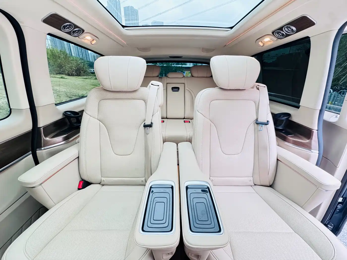 MERCEDES-BENZ V CLASS