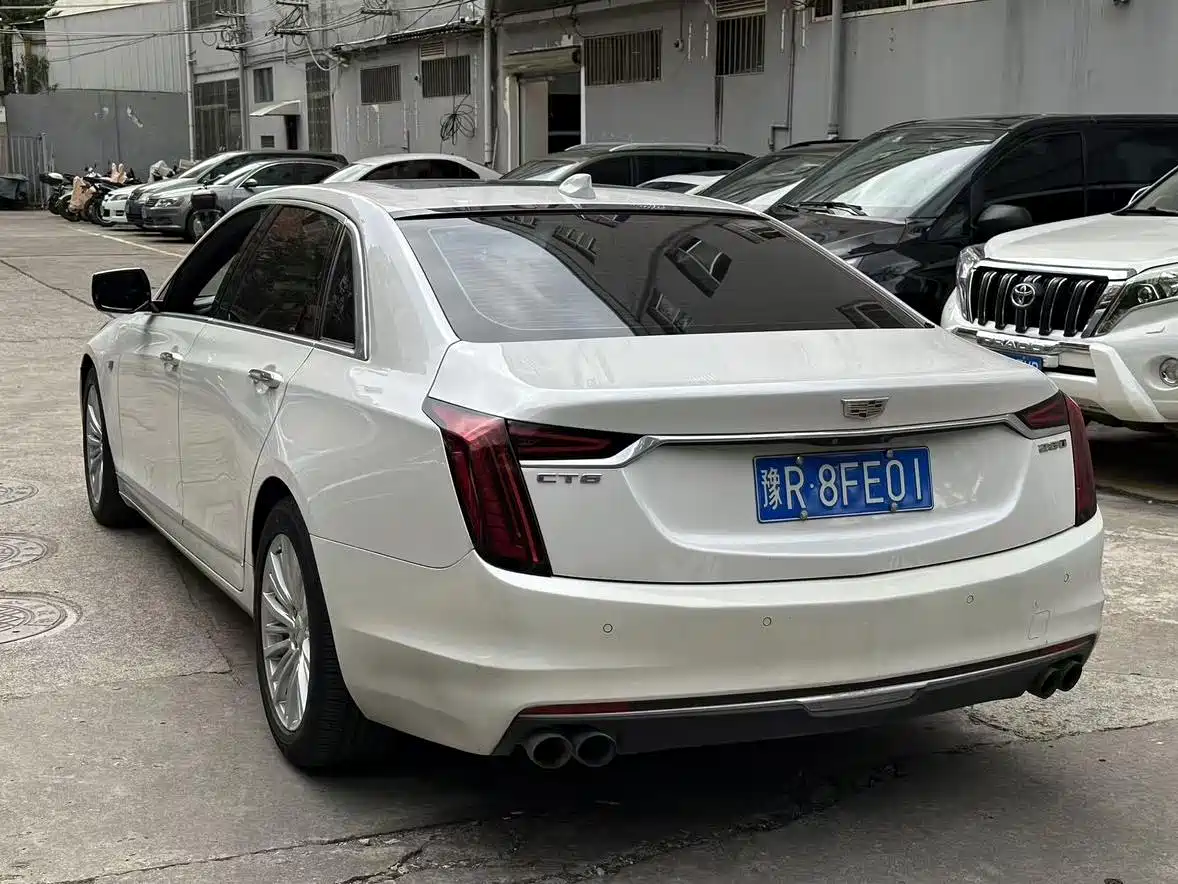 Cadillac CT6 2020 2019 28T Luxury Model