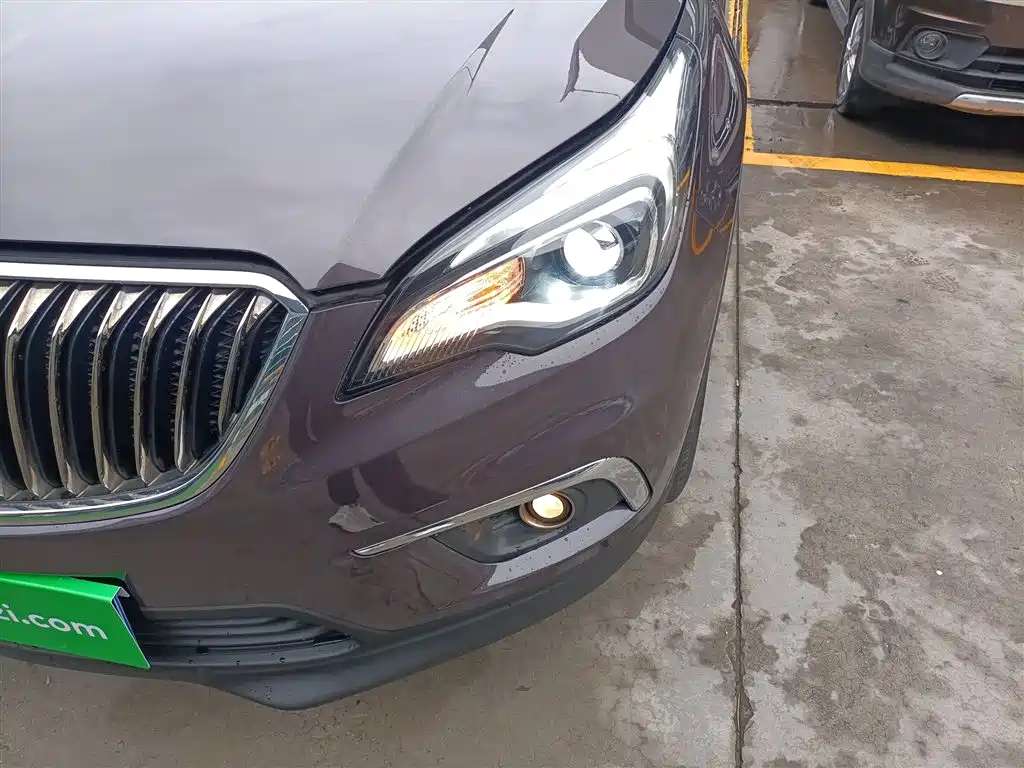 Buick Envision Plus 2017 20T FWD Premium фото 19