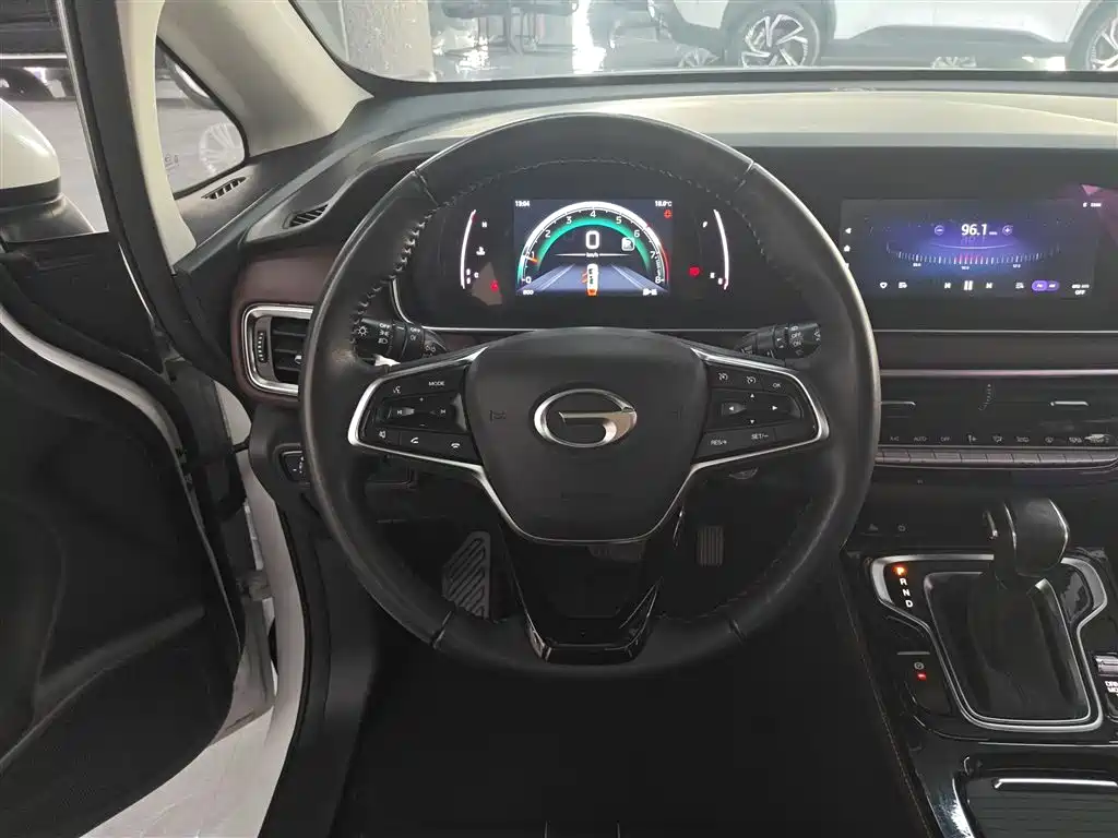 GAC Trumpchi Trumpchi M6 2023 PRO 270T DCT Luxury Edition фото 11