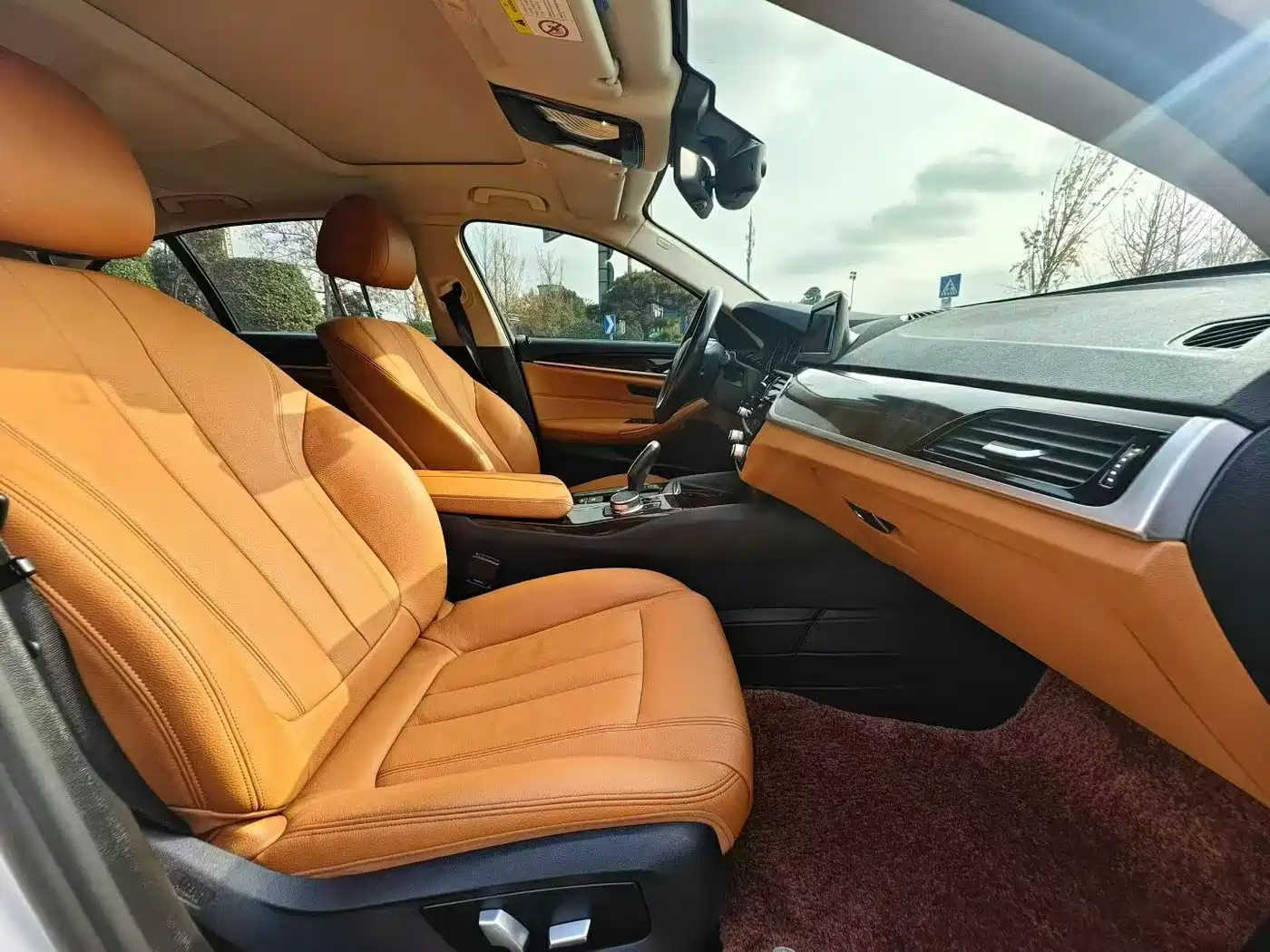 BMW 5 Series 2018 528Li Launch Special Edition фото 9