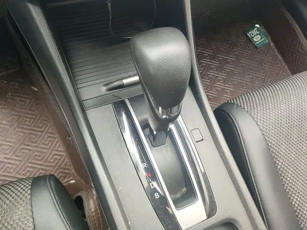 Honda Jade 2018 2017 1.8L Automatic Comfort Edition 5-seater