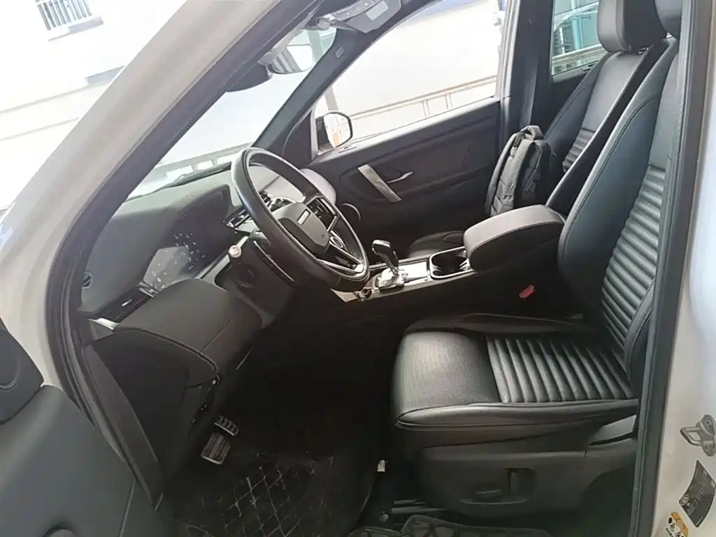 Land Rover Discovery Sport 2022 Model 249PS R-Dynamic S Performance Edition 5-Seater фото 15