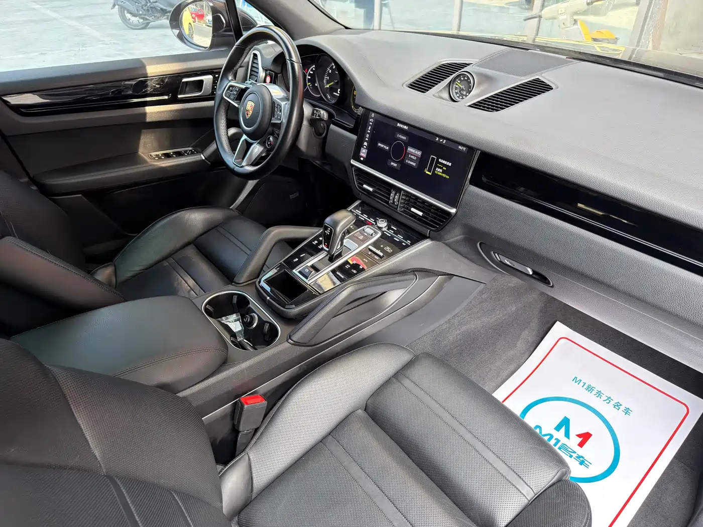 Porsche Cayenne New Energy 2019 Cayenne E-Hybrid 2.0T фото 14