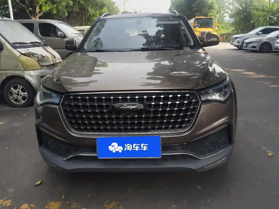 Фото 2 - Zotye T700