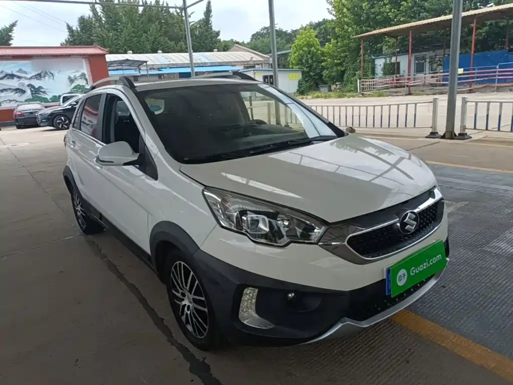 BAIC Changhe Q25 2017 2017 1.5L Automatic Smart Edition