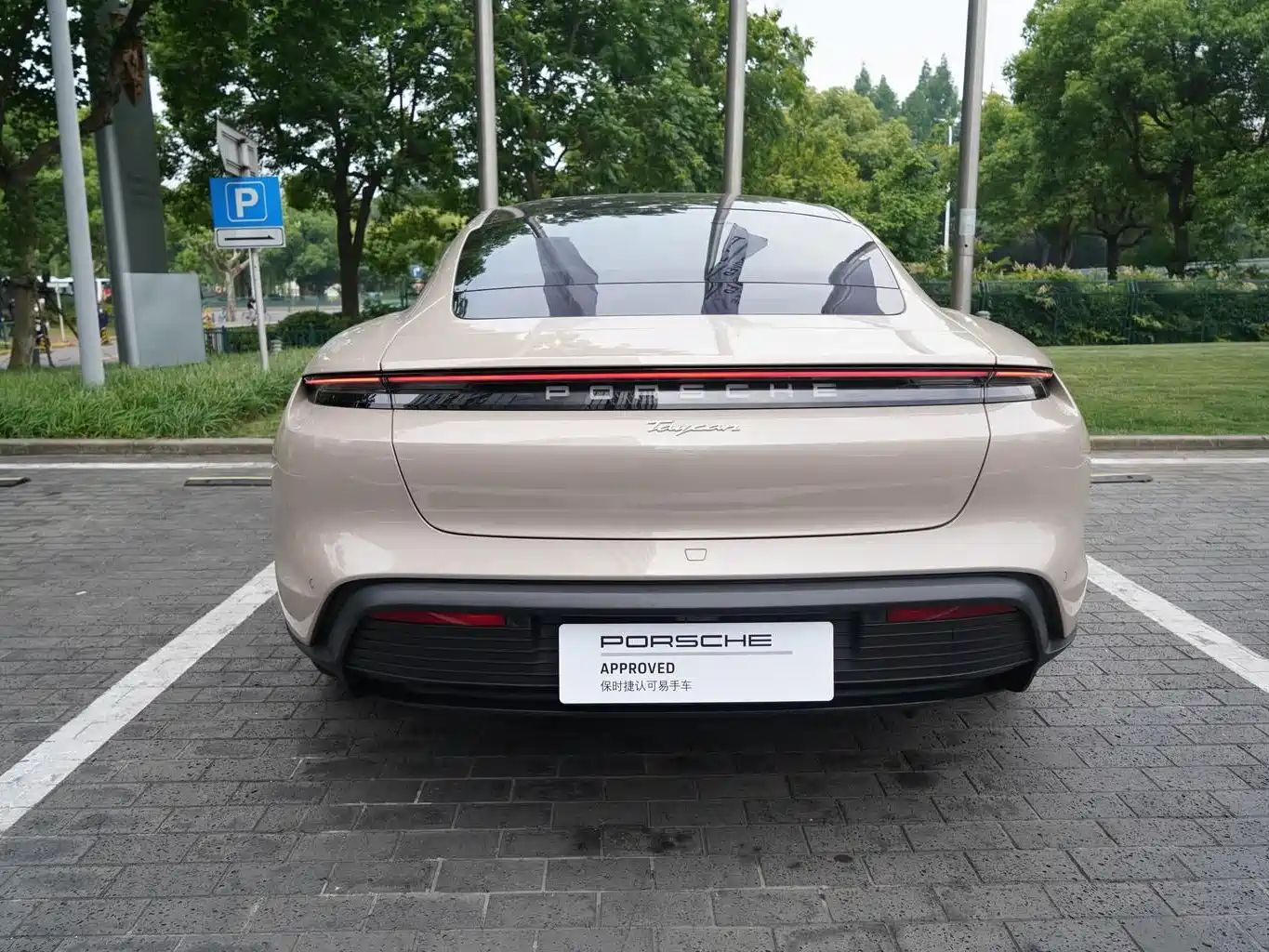Porsche Taycan 2024 2022 Facelift Taycan